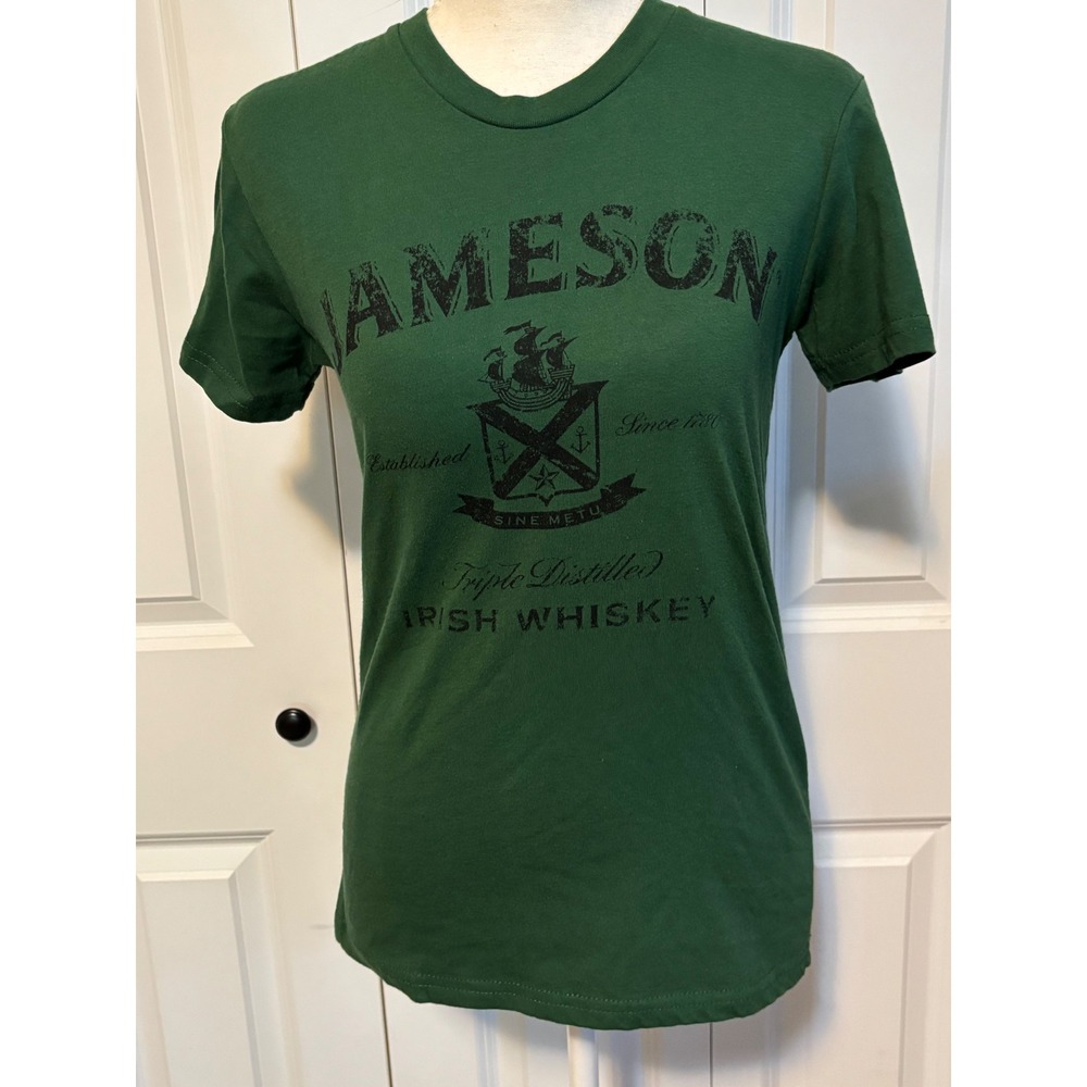 Jameson Irish Whiskey Staff Graphic T-Shirt Green Womens Medium Distressed Logo